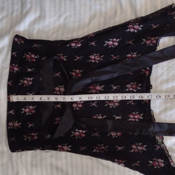 Blouse - Picture 5 of 5